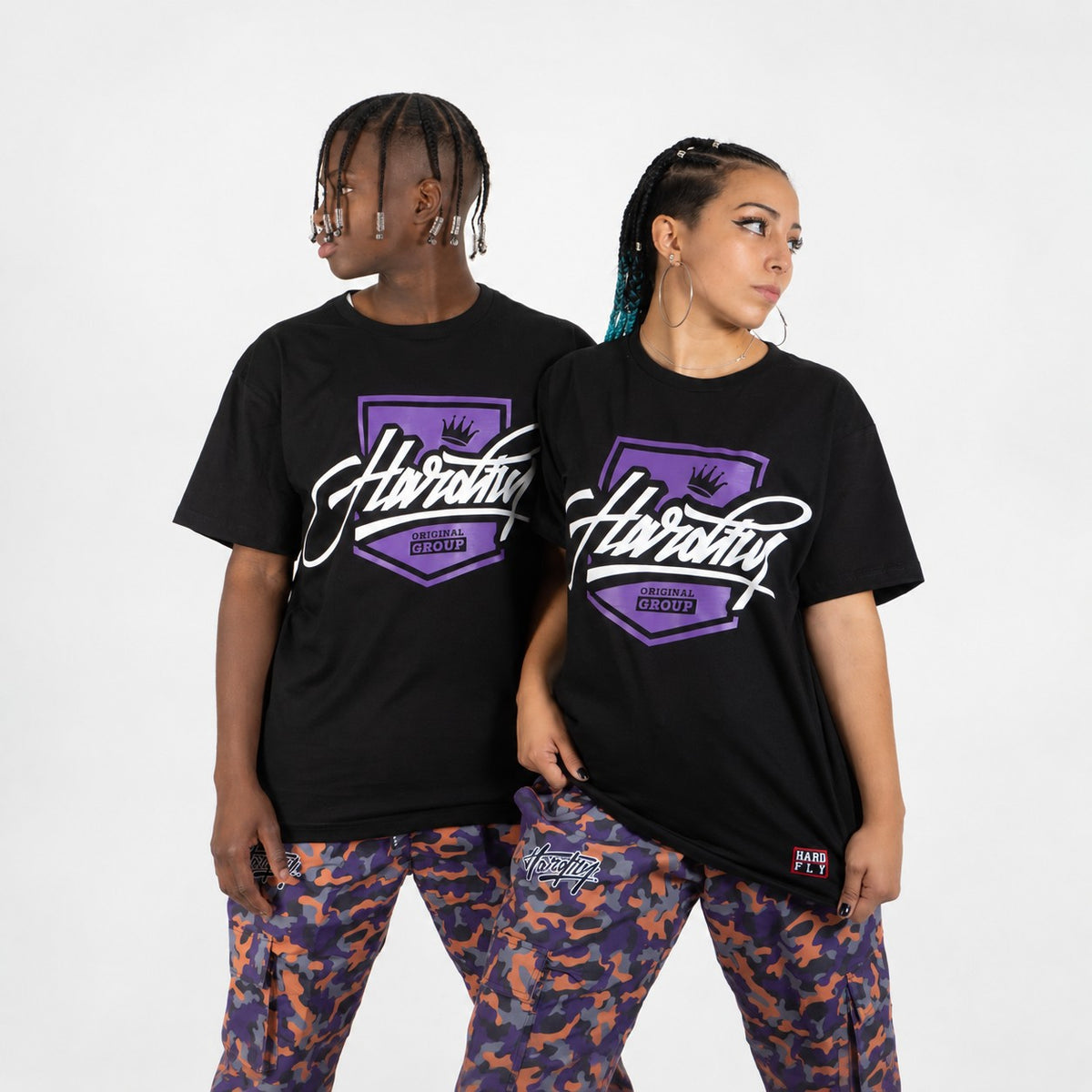 Polera Escudo Morado – Negra