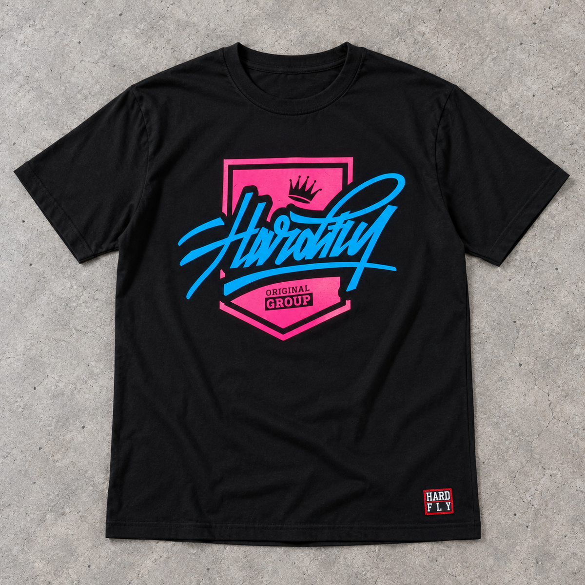 Polera Escudo Rosado – Negra