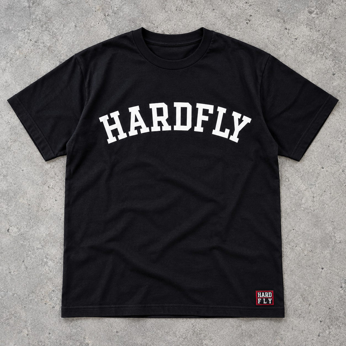 Polera HARDFLY College – Negra