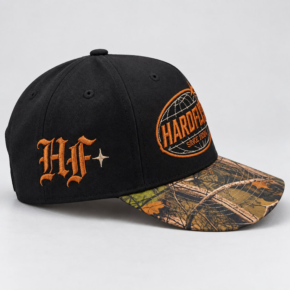Gorra HARDFLY Since 2014 – Negro/Camuflaje