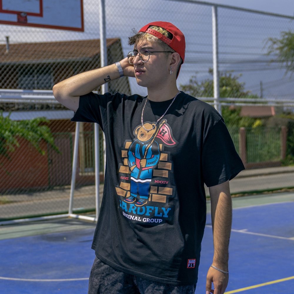 Polera Negra Osito 2023 HF