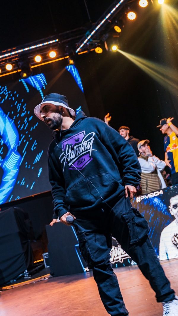 Hoodie Negro JOQERR Blanco / Morado  HF