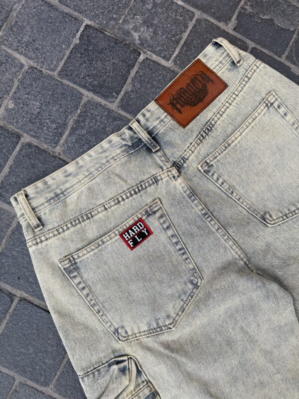 3/4 DE JEANS CON CARGO - Imagen 4