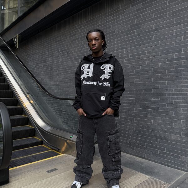 JEANS BLACK CARGO