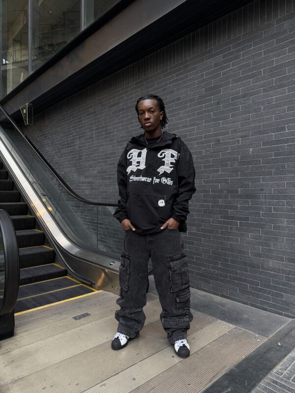 JEANS BLACK CARGO