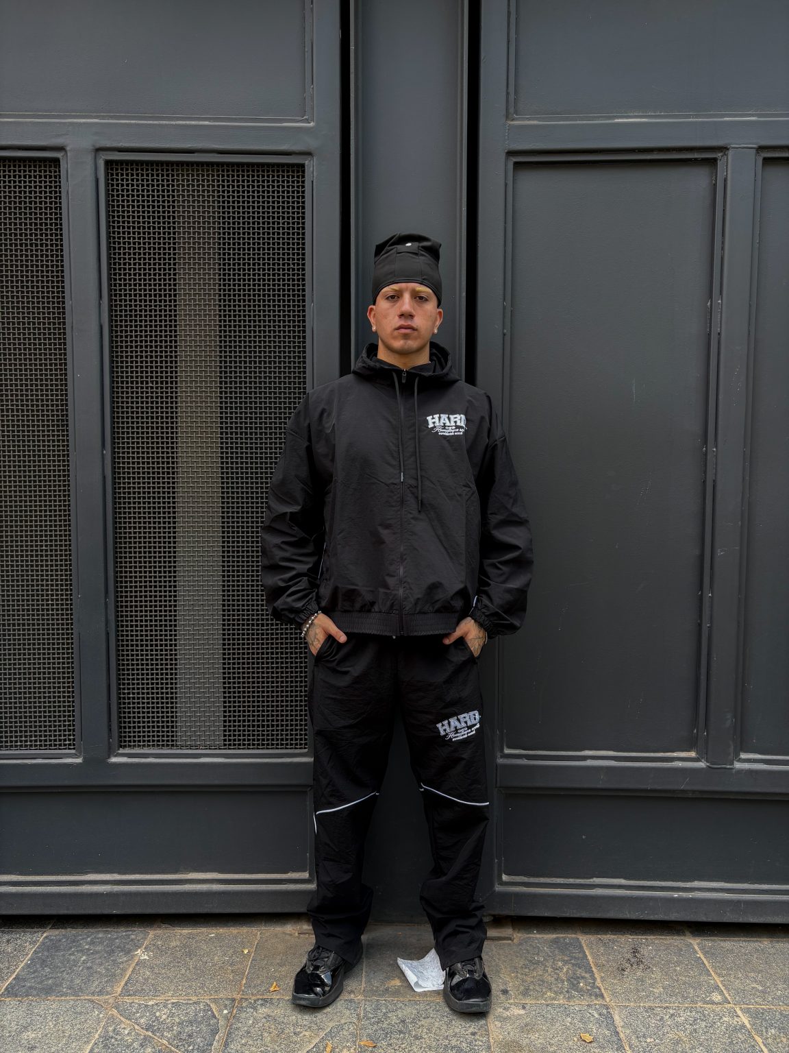 CONJUNTO STREET ARMOR BLACK/WHITE