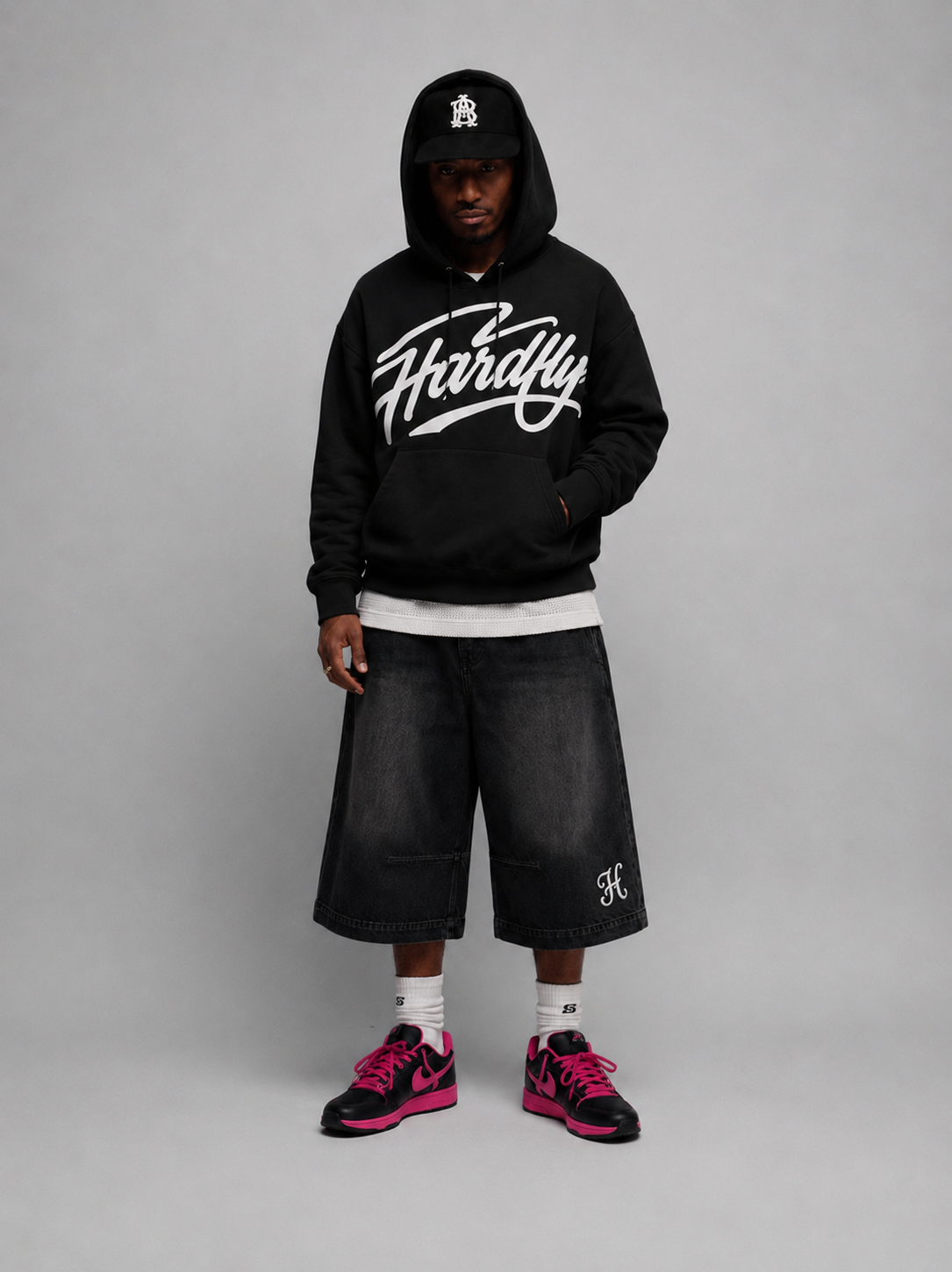 HOODIE BLACK CLASSIC - Imagen 2